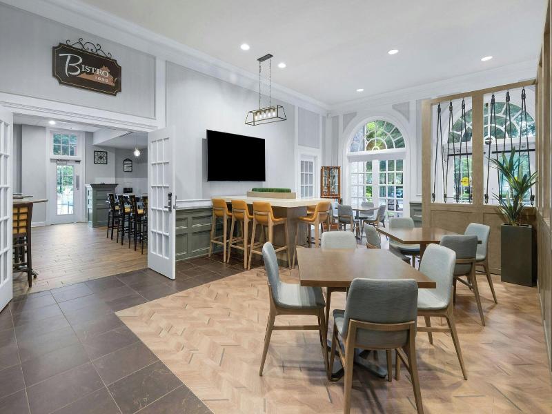 Marriott'S Manor Club At Ford'S Colony image