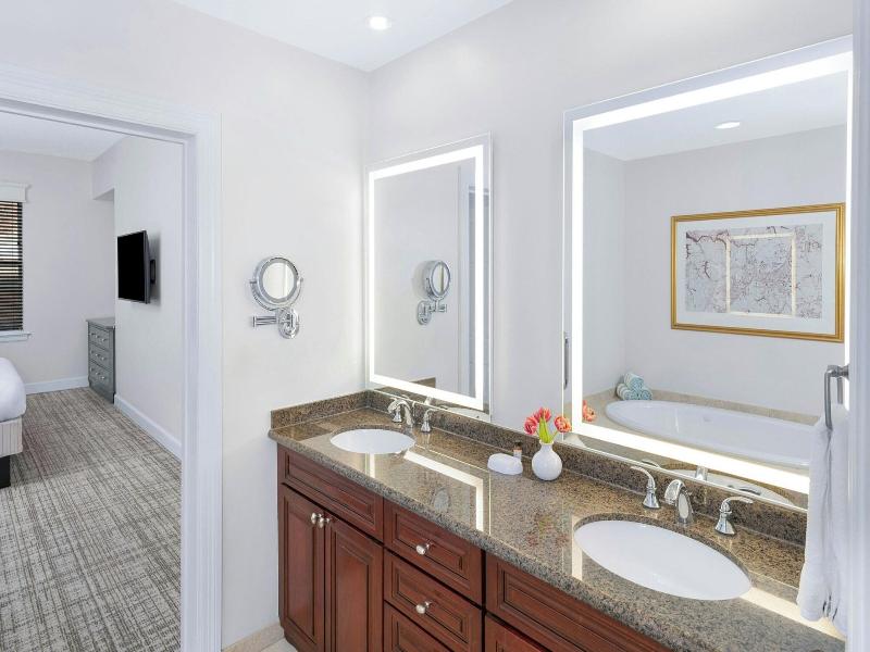 Marriott'S Manor Club At Ford'S Colony image