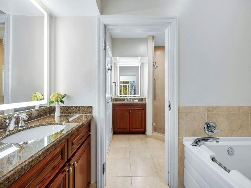 Marriott'S Manor Club At Ford'S Colony image