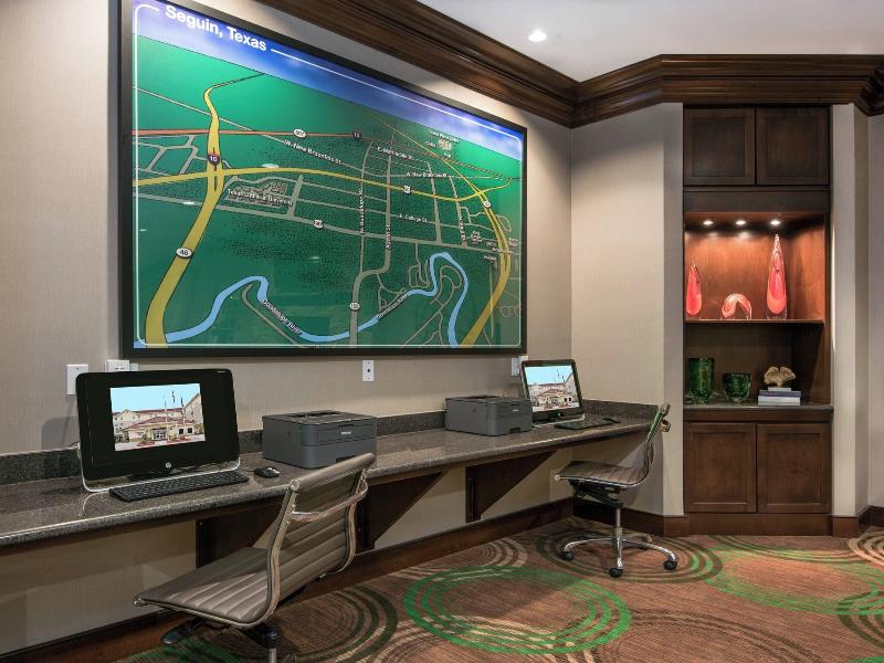 TownePlace Suites Seguin image