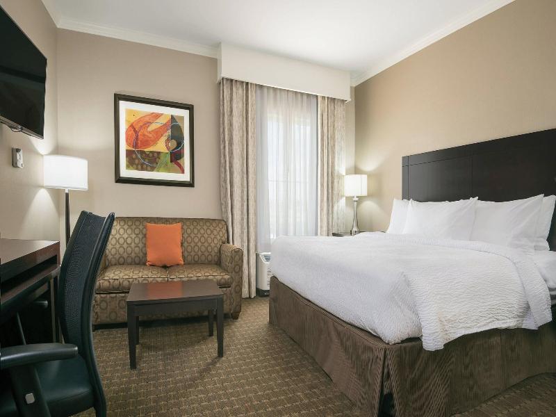 TownePlace Suites Seguin image