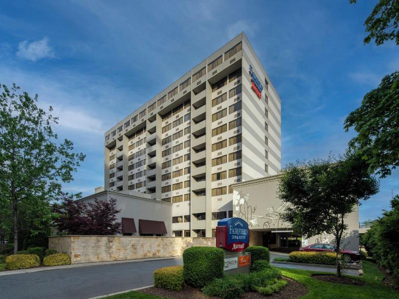 Fairfield Inn & Suites Charlotte Uptown image
