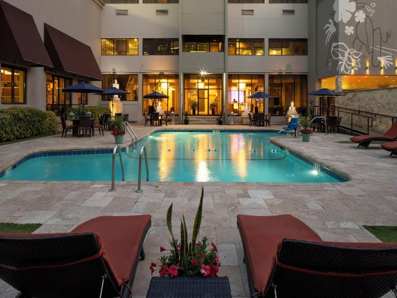 Fairfield Inn & Suites Charlotte Uptown image