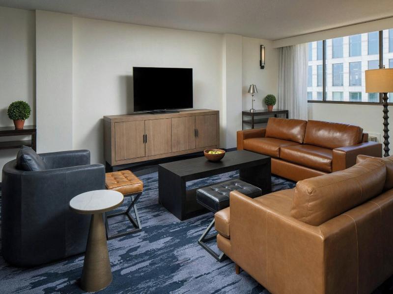 Fairfield Inn & Suites Charlotte Uptown image