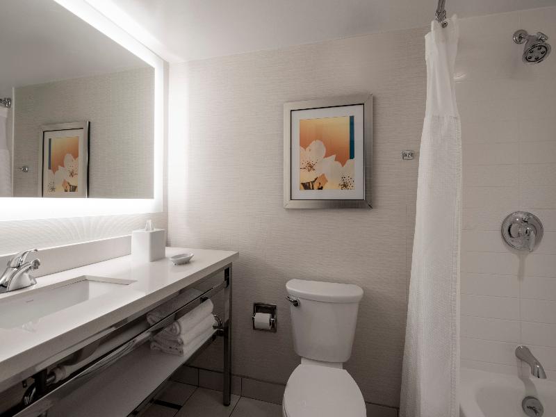 Fairfield Inn & Suites Charlotte Uptown image