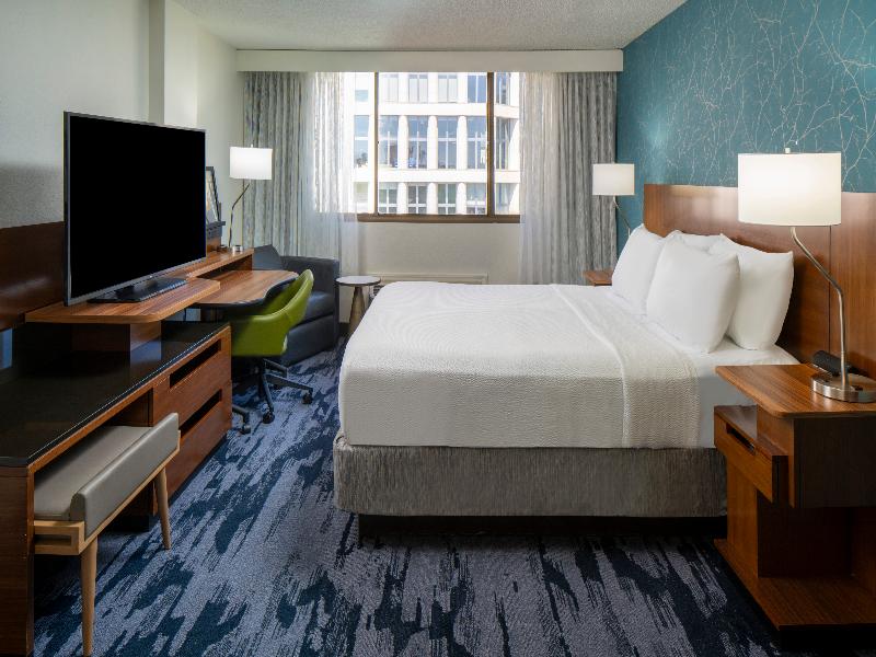 Fairfield Inn & Suites Charlotte Uptown image