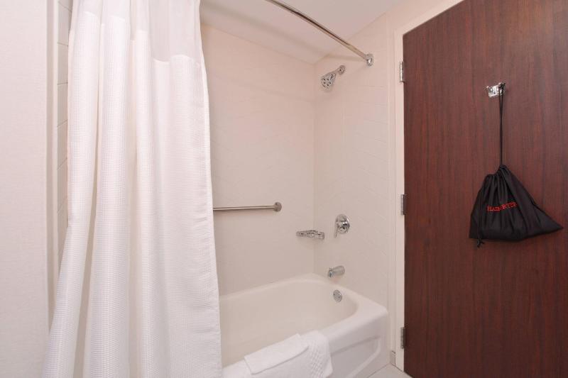 Fairfield Inn & Suites Pittsburgh New Stanton image