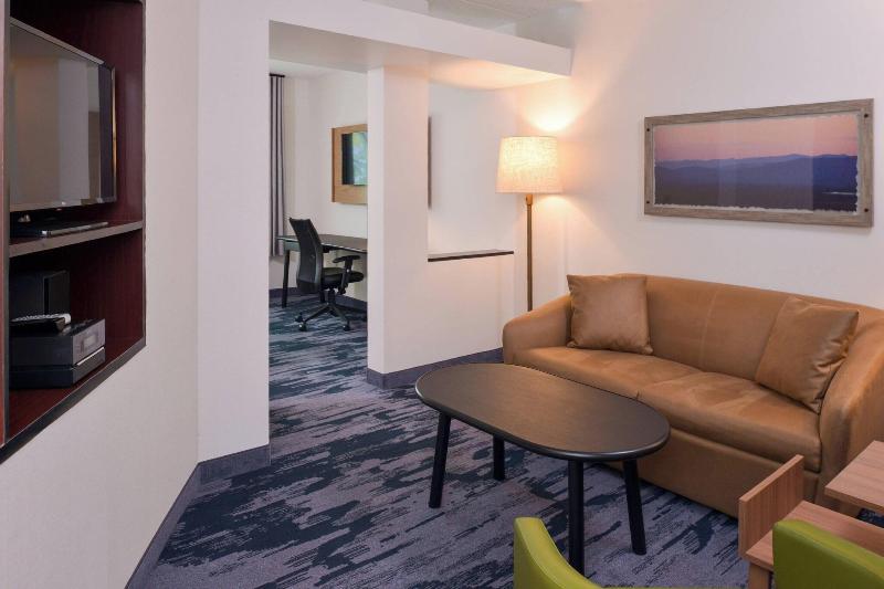 Fairfield Inn & Suites Pittsburgh New Stanton image