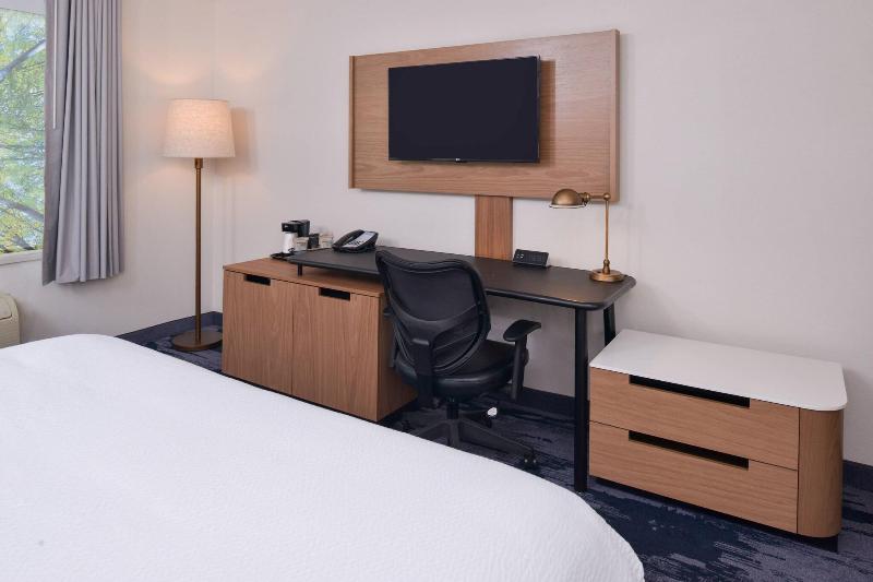 Fairfield Inn & Suites Pittsburgh New Stanton image