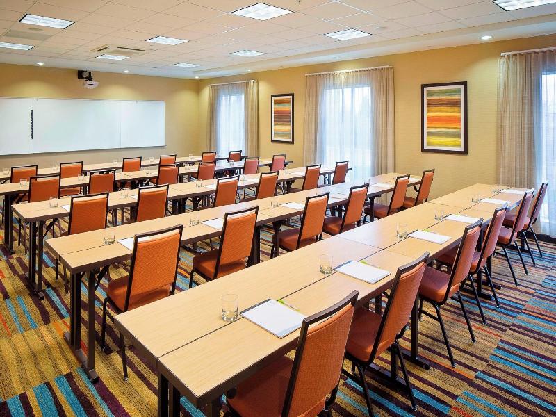 Fairfield Inn & Suites Monaca image