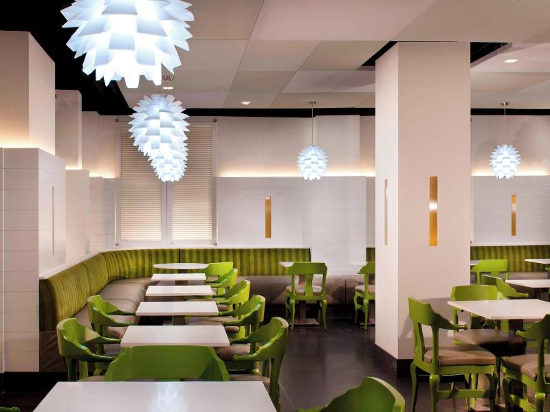 Residence Inn New York Downtown Manhattan/WorldTC image