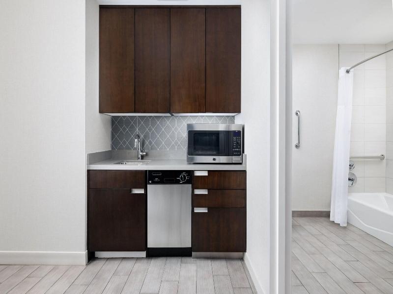 Residence Inn New York Downtown Manhattan/WorldTC image
