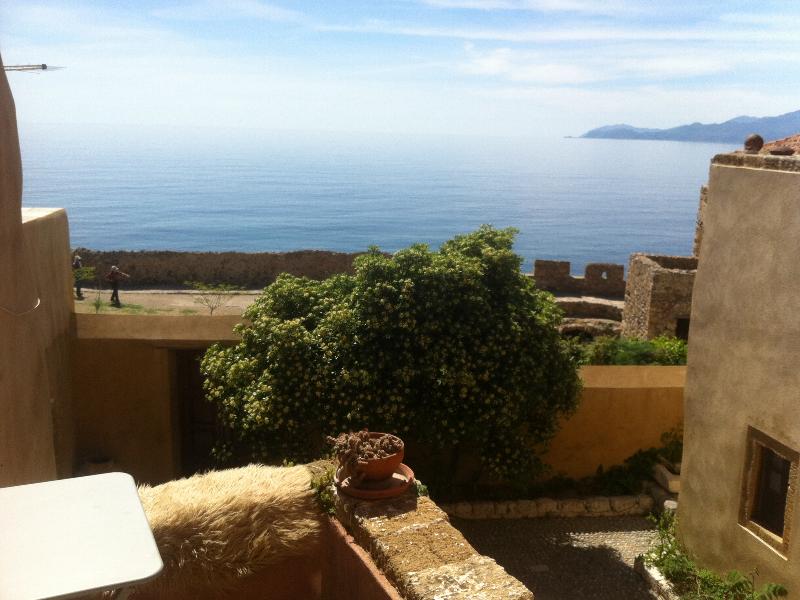 Goulas guesthouse image