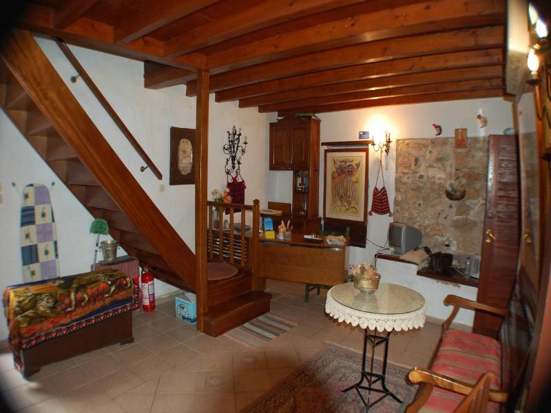 Goulas guesthouse image
