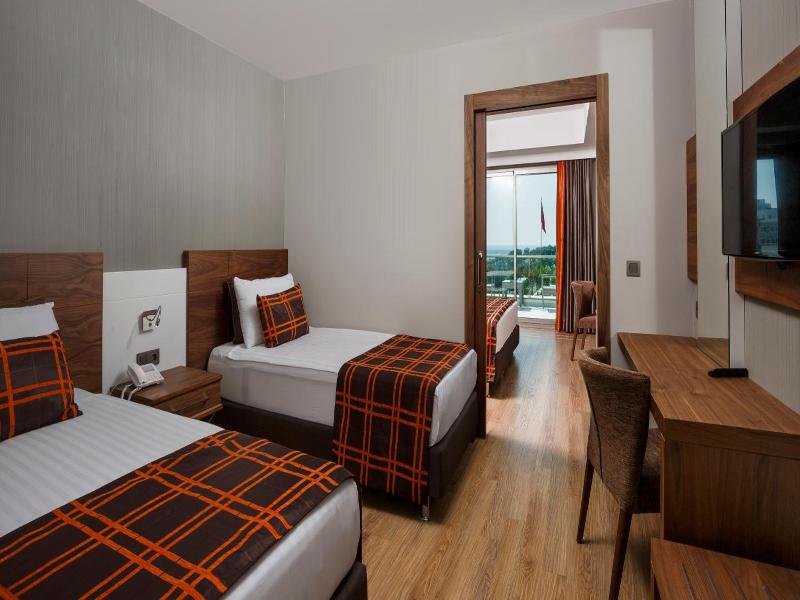 Side Sunport Hotel & Spa image