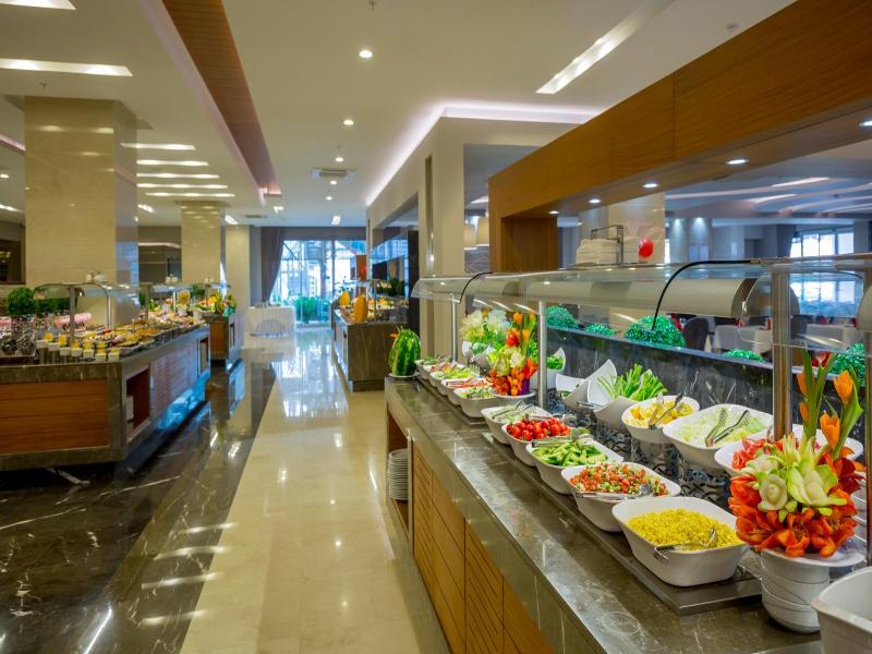 Side Sunport Hotel & Spa image