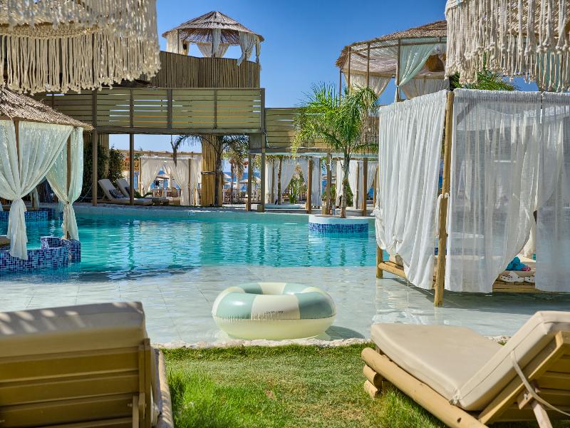 Alia suites & Alia beachfront suites and spa image
