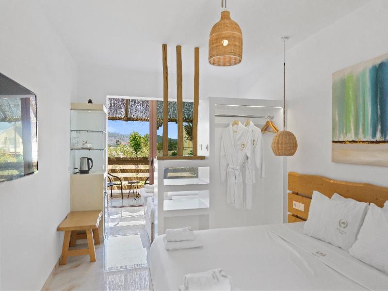 Alia suites & Alia beachfront suites and spa image