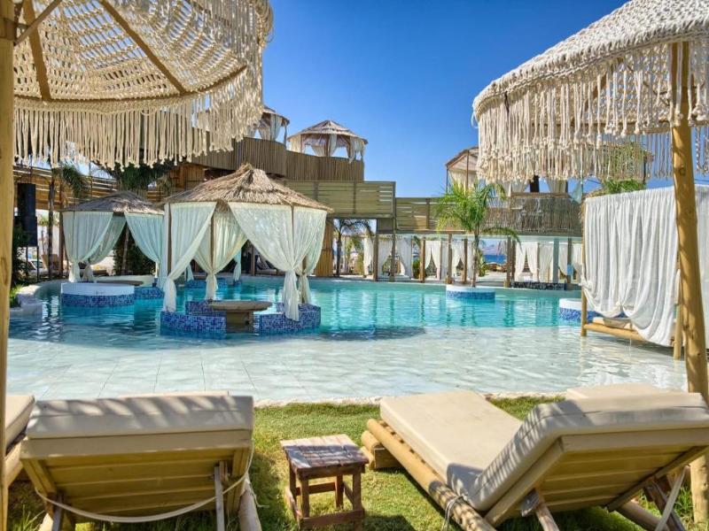 Alia suites & Alia beachfront suites and spa image