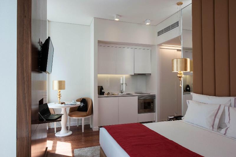 The 7 Hotel image