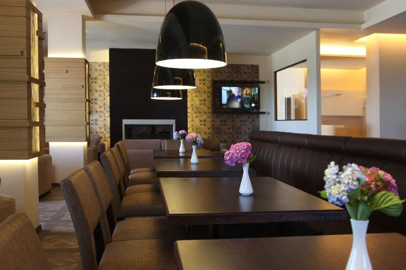 Theta Hotel image