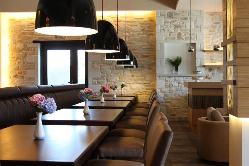Theta Hotel image