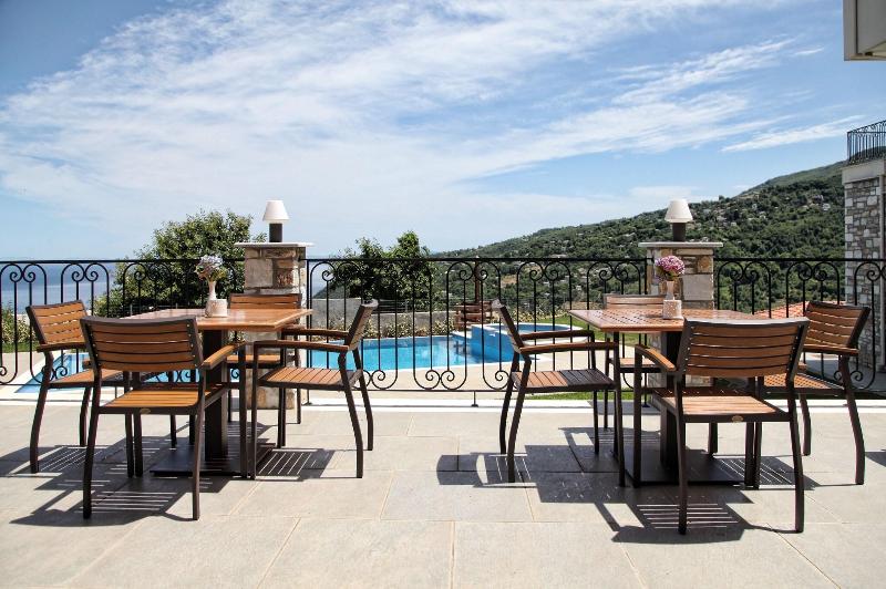 Theta Hotel image