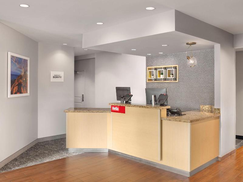 TownePlace Suites Bangor image
