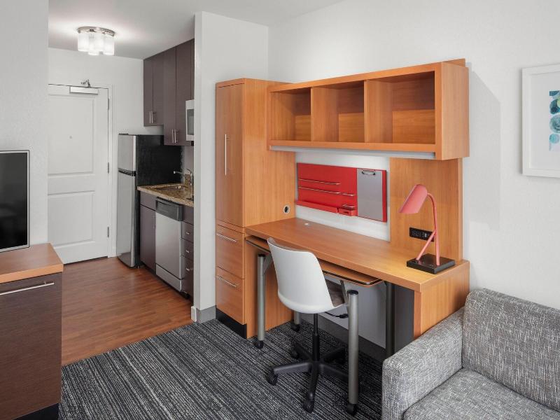 TownePlace Suites Bangor image