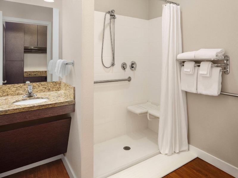 TownePlace Suites Bangor image