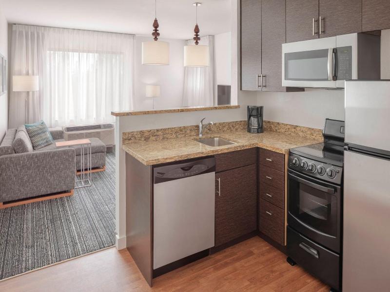 TownePlace Suites Bangor image