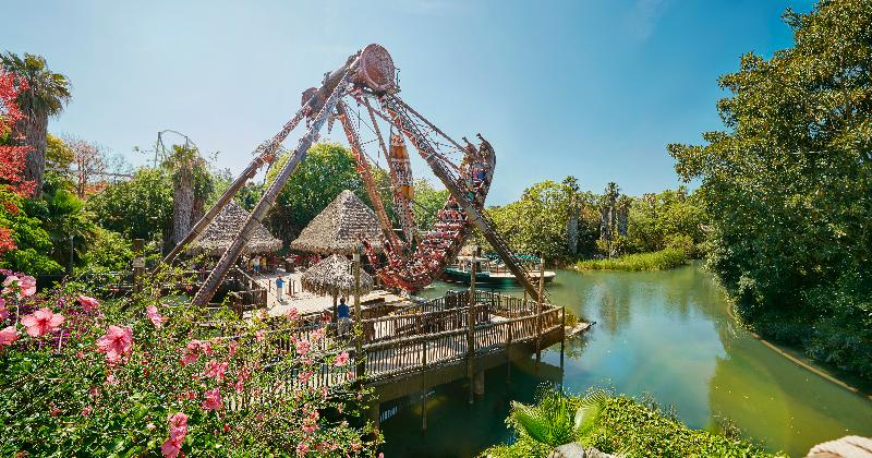 Portaventura Mansión de Lucy + Ticket Included image