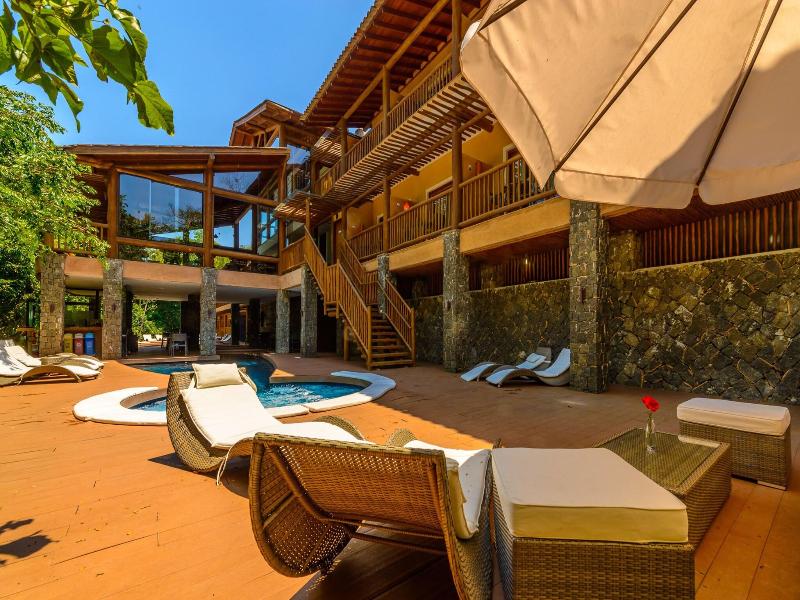 Kalango Hotel Boutique image