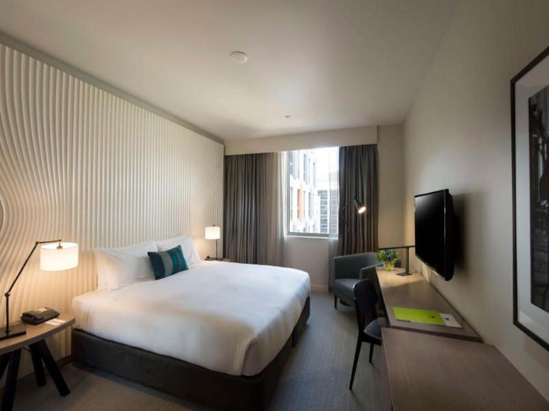 DoubleTree by Hilton Melbourne image