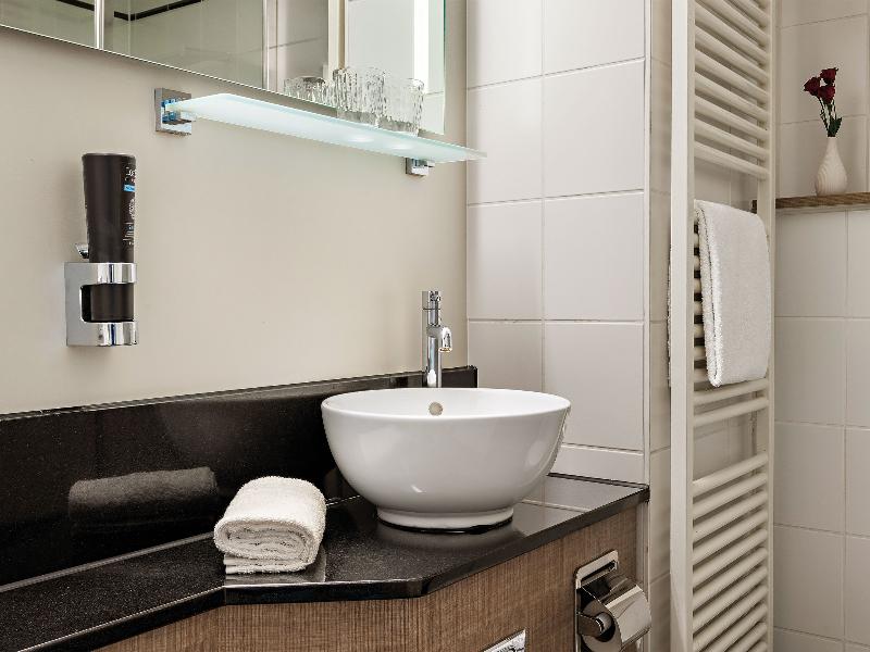 Leonardo Hotel Munich City Olympiapark image