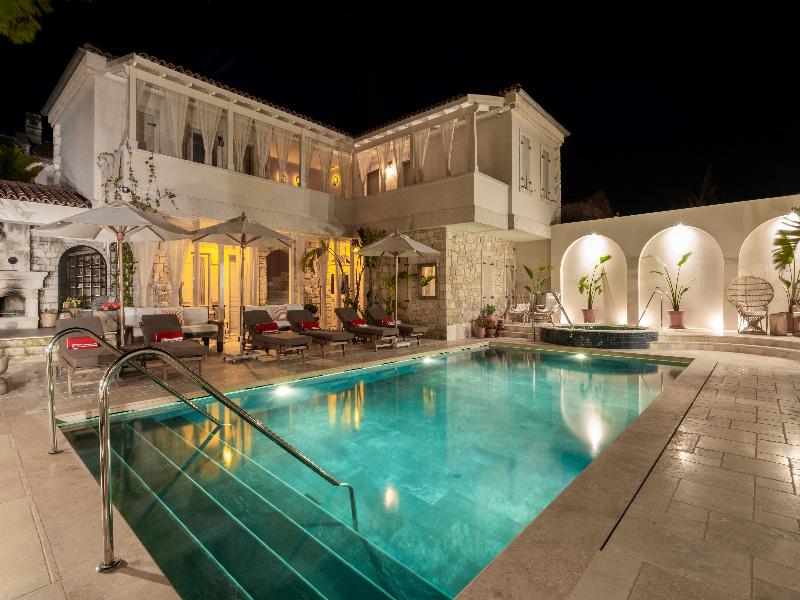 Viento Hotel image