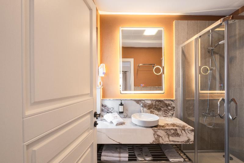 Viento Hotel image
