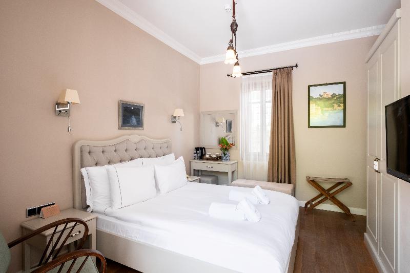 Viento Hotel image