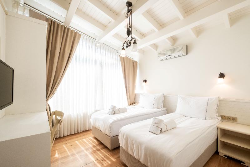 Viento Hotel image