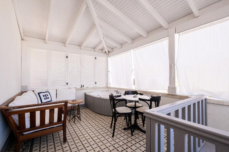 Viento Hotel image