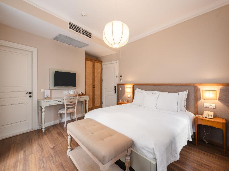 Viento Hotel image
