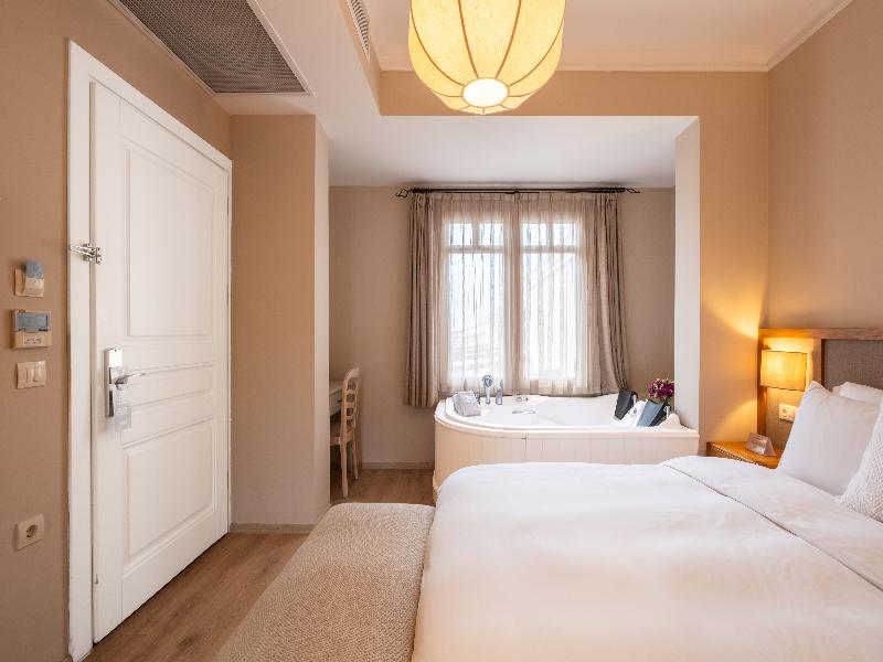 Viento Hotel image