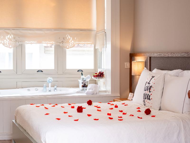 Viento Hotel image