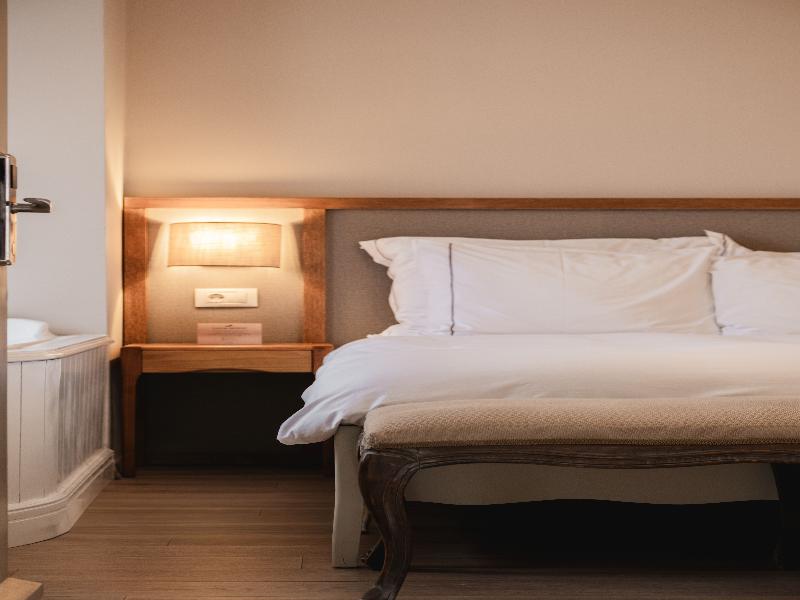 Viento Hotel image