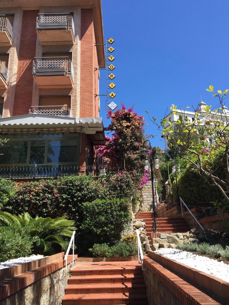 Albergo Astoria image