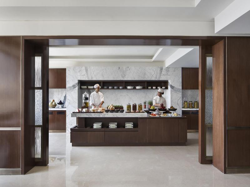 JW Marriott Mumbai Sahar image