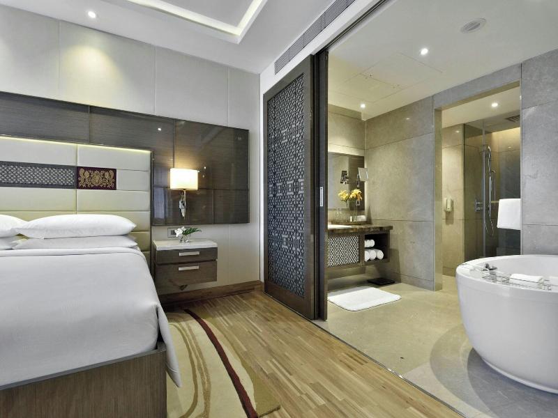 JW Marriott Mumbai Sahar image