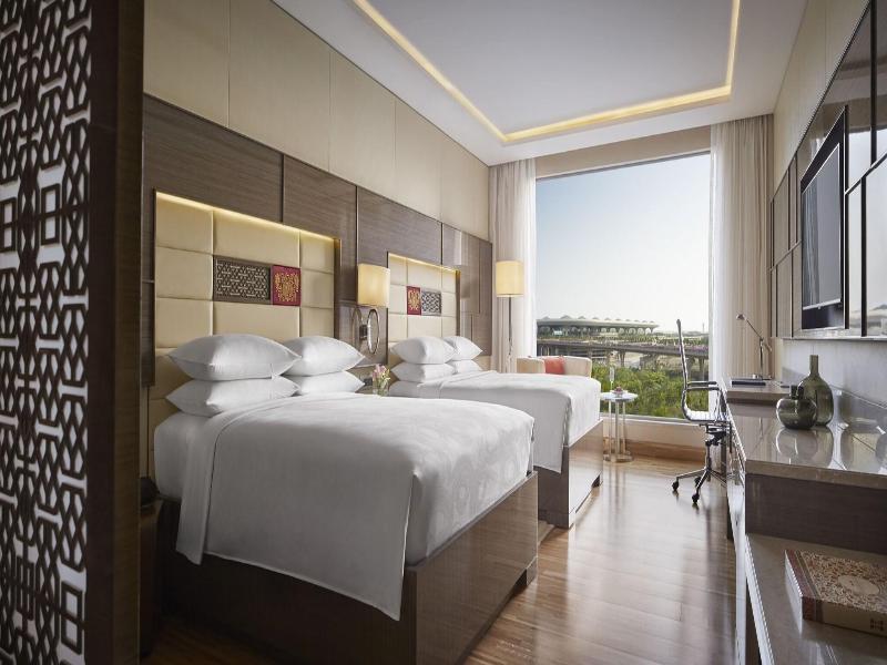 JW Marriott Mumbai Sahar image