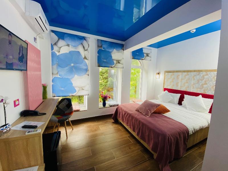 MAREA NEAGRA HOTEL image