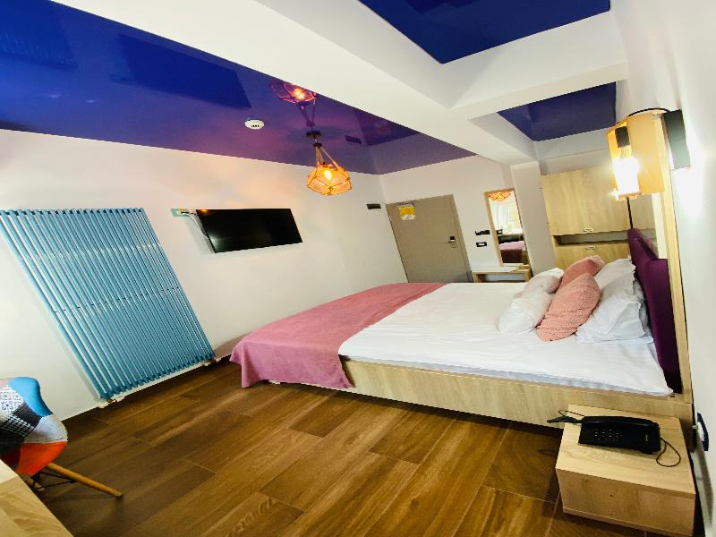 MAREA NEAGRA HOTEL image